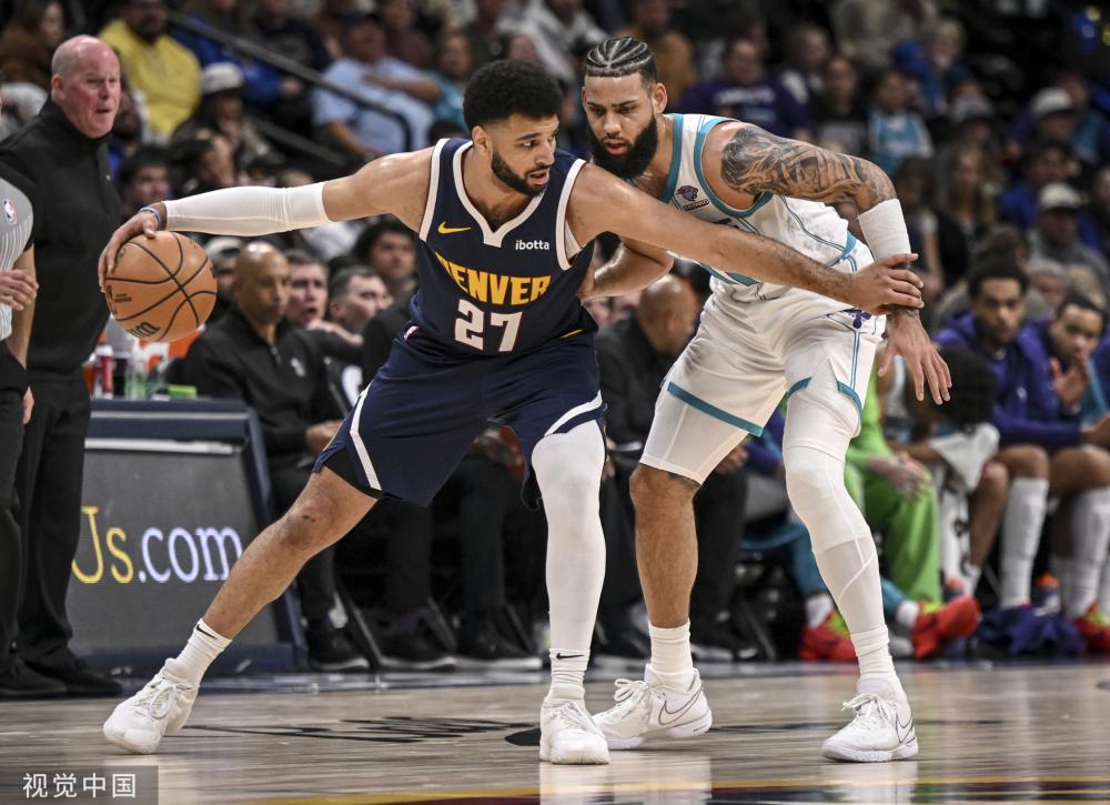 以其壮观的 以其壮观的